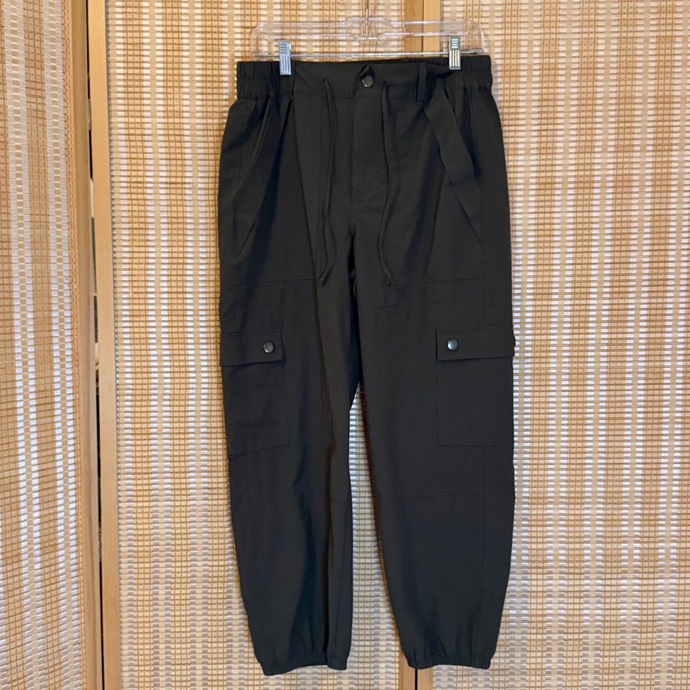 Cabi Utility Cargo Joggers Dark Olive Green Elastic Waist Pants 4511 Womens M